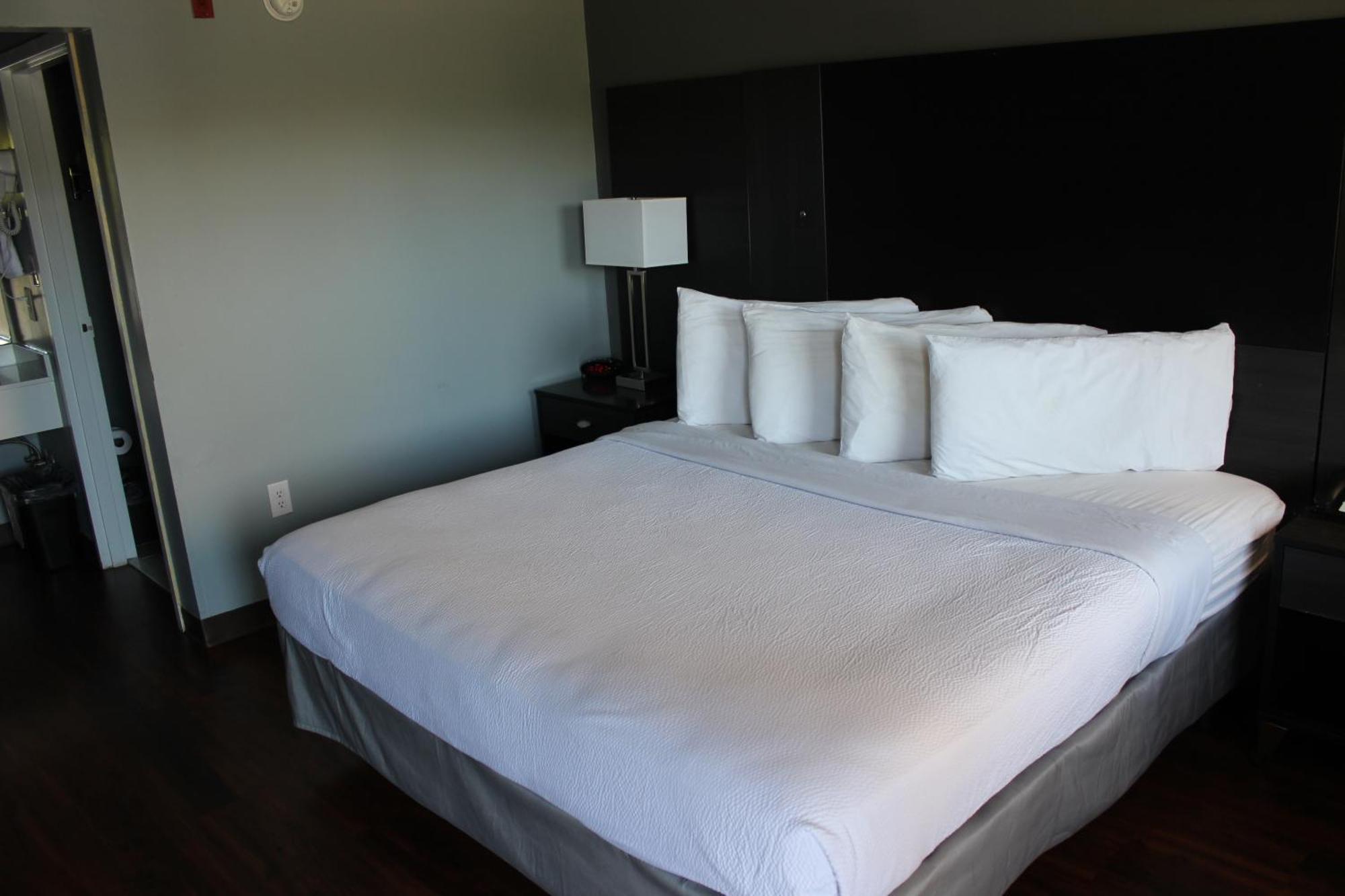 Riverfront Inn Conway Bagian luar foto